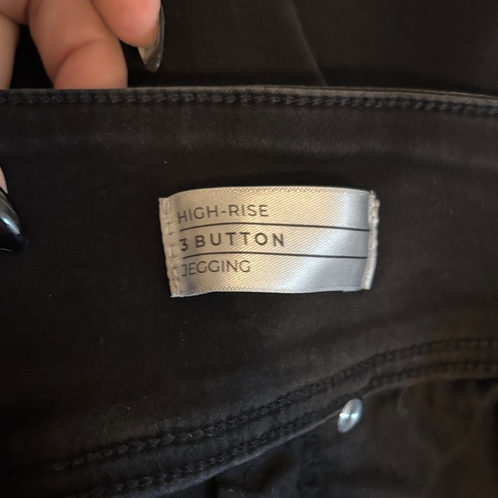 Lane Bryant High Rise 3-Button Jegging - Picture 6 of 6